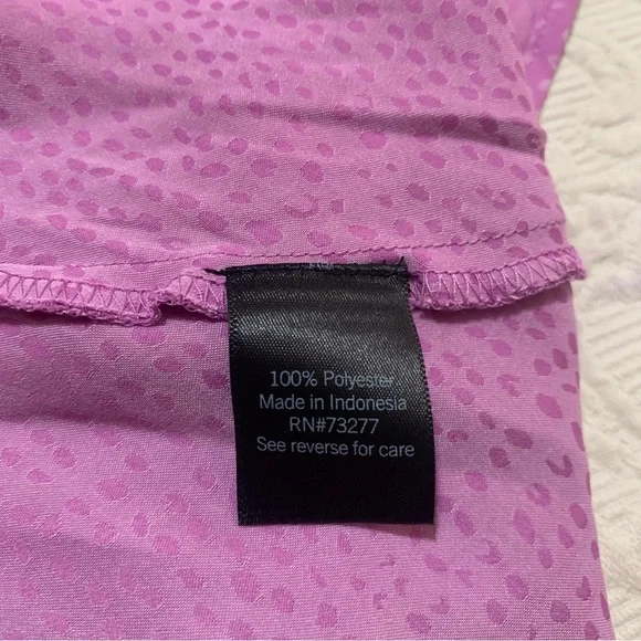 Simply Vera Vera Wang Lavender V-Neck Asymmetrical Ruffle Hem Line Shirt Dress - Picture 4 of 7